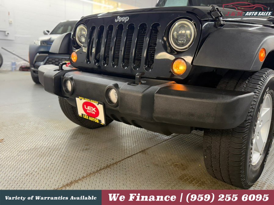 Used 2015 Jeep Wrangler Sport w/ Quick Order Package 24S AWD/4WD image 14