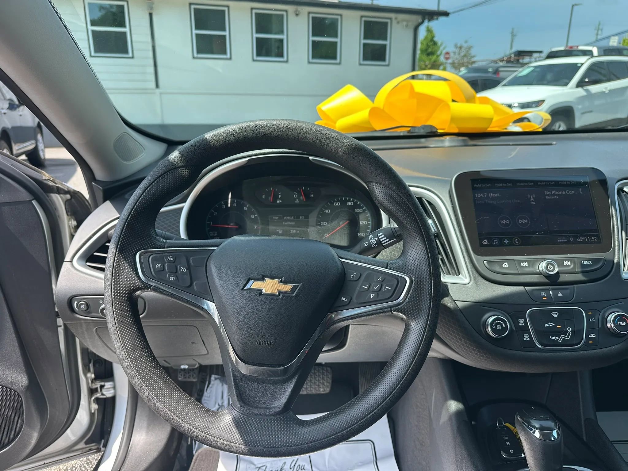 Used 2020 Chevrolet Malibu LS FWD image 23