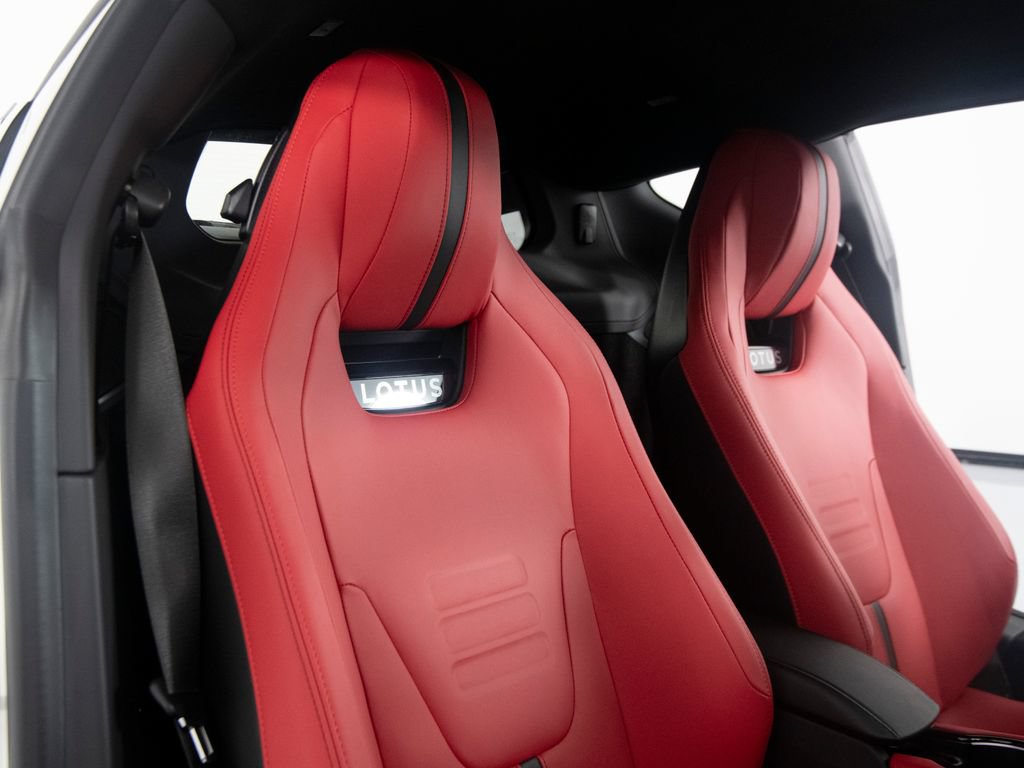 Used 2025 Lotus Emira RWD image 37