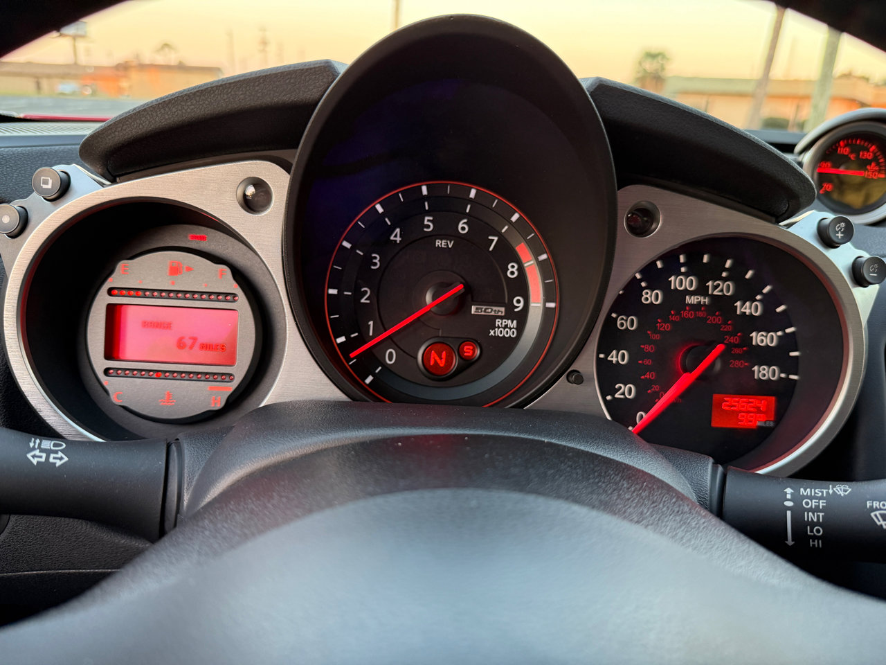 Used 2020 Nissan 370Z Coupe image 38