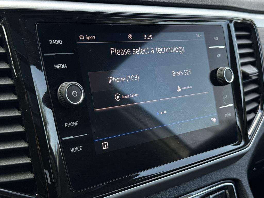 Used 2023 Volkswagen Atlas SEL AWD/4WD image 19