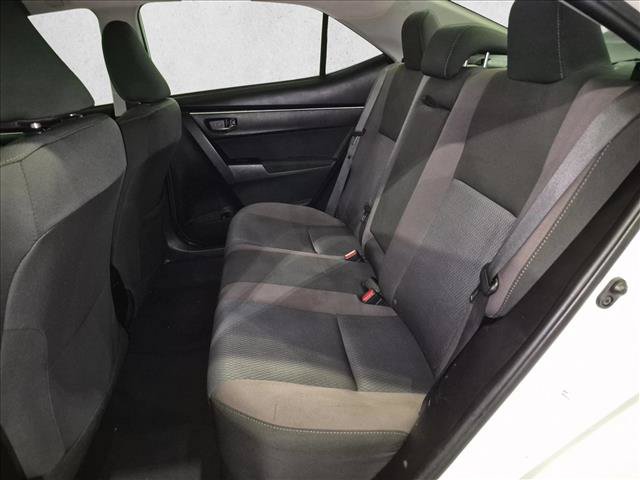 Used 2017 Toyota Corolla LE FWD image 18