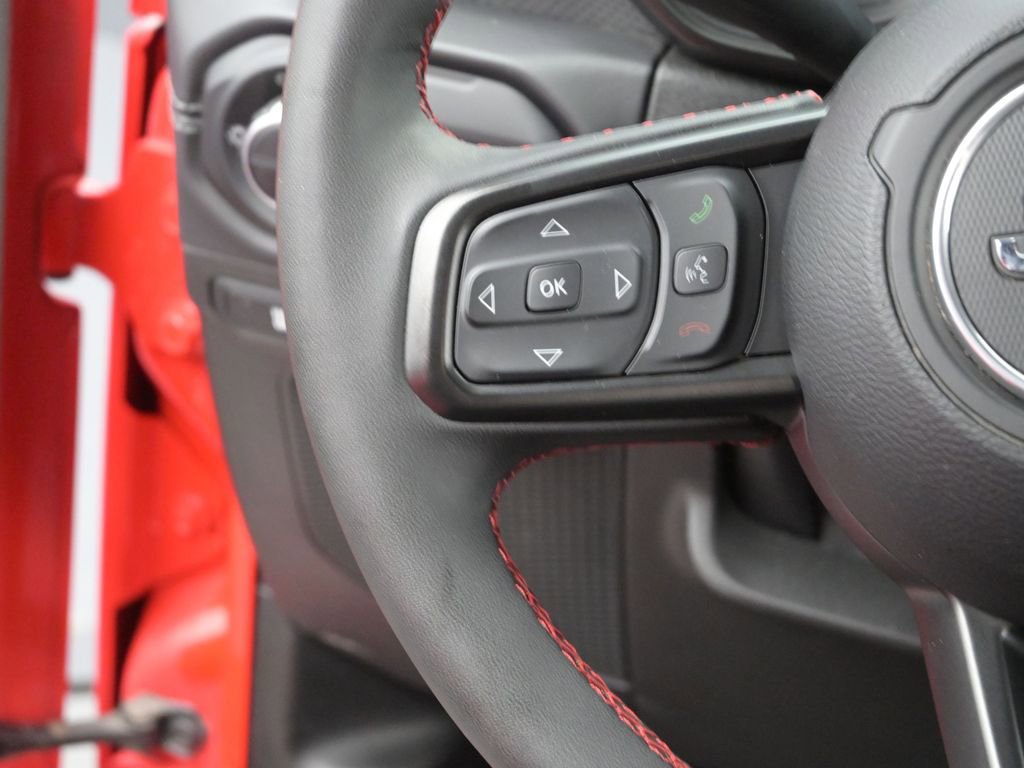 Used 2024 Jeep Gladiator Rubicon AWD/4WD image 30