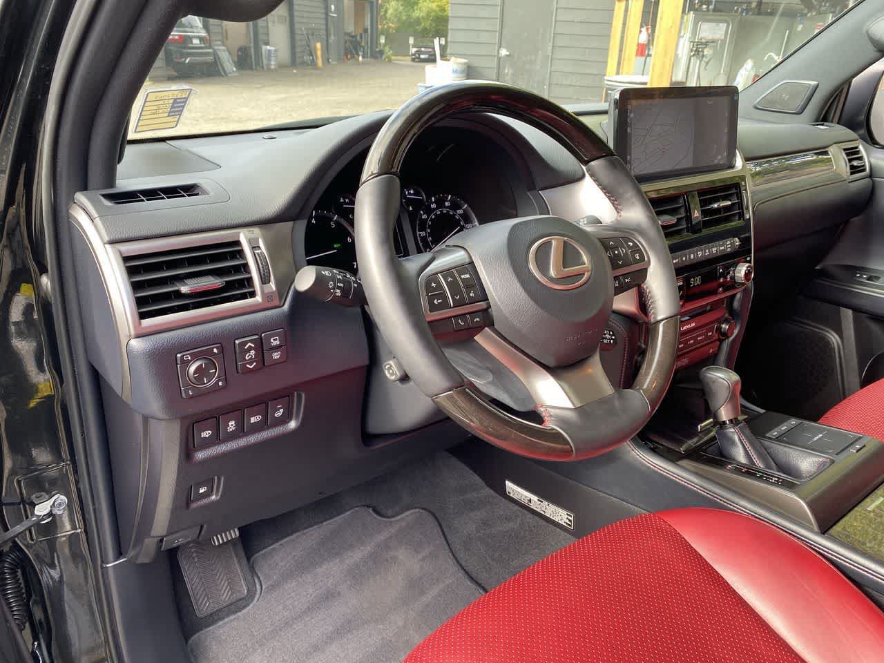 Used 2023 Lexus GX 460 Luxury w/ Sport Design Package AWD/4WD image 2