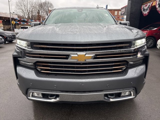 Used 2021 Chevrolet Silverado 1500 High Country w/ Technology Package image 4