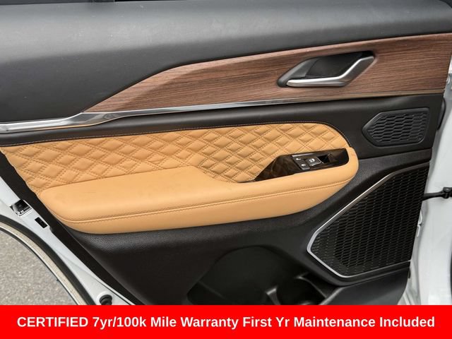 Used 2023 Jeep Grand Cherokee Summit AWD/4WD image 14