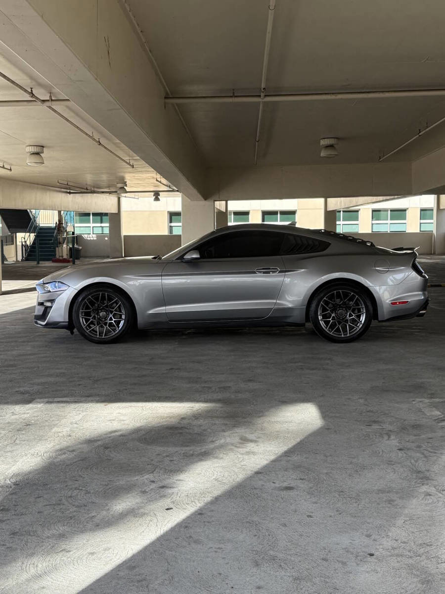 Used 2021 Ford Mustang Coupe image 11