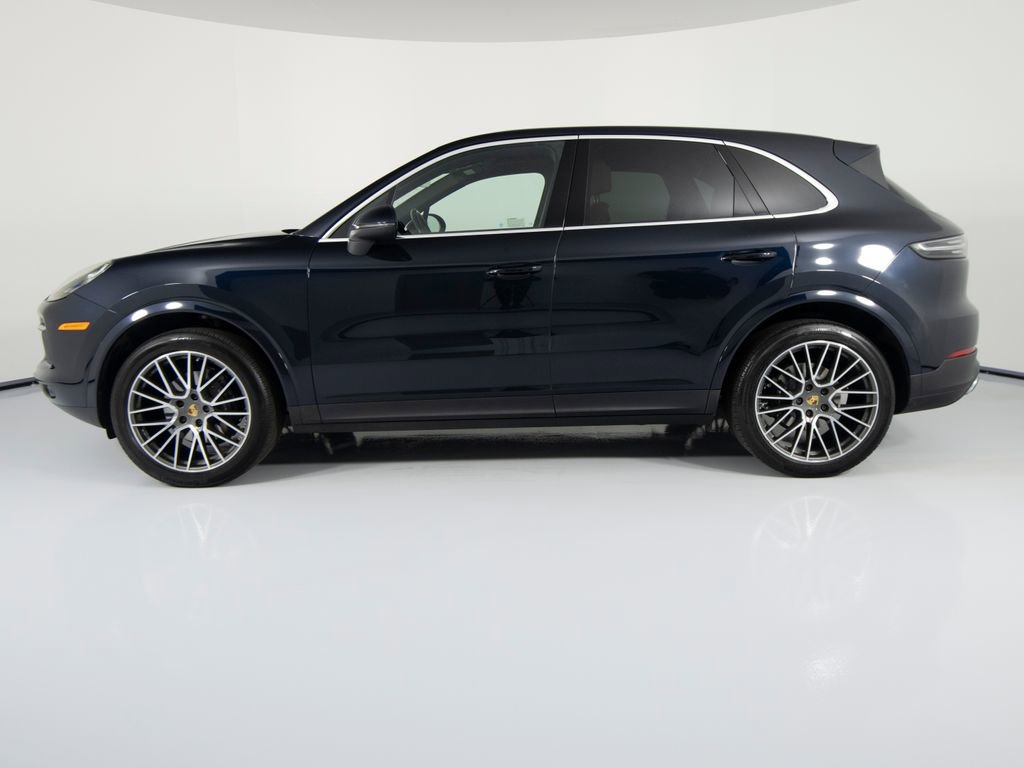 Certified 2020 Porsche Cayenne AWD/4WD image 2