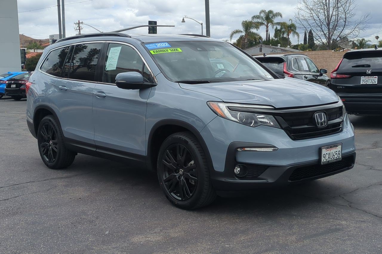 Certified 2022 Honda Pilot Special Edition image 3