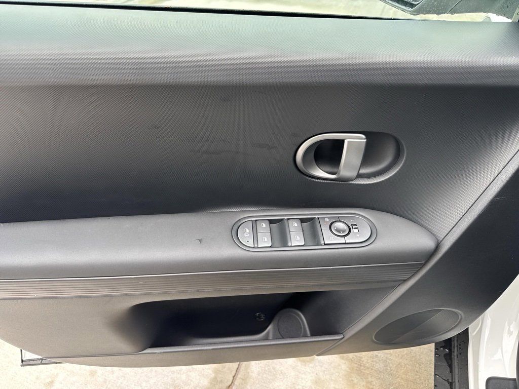 New 2026 Hyundai Ioniq 5 SEL image 15