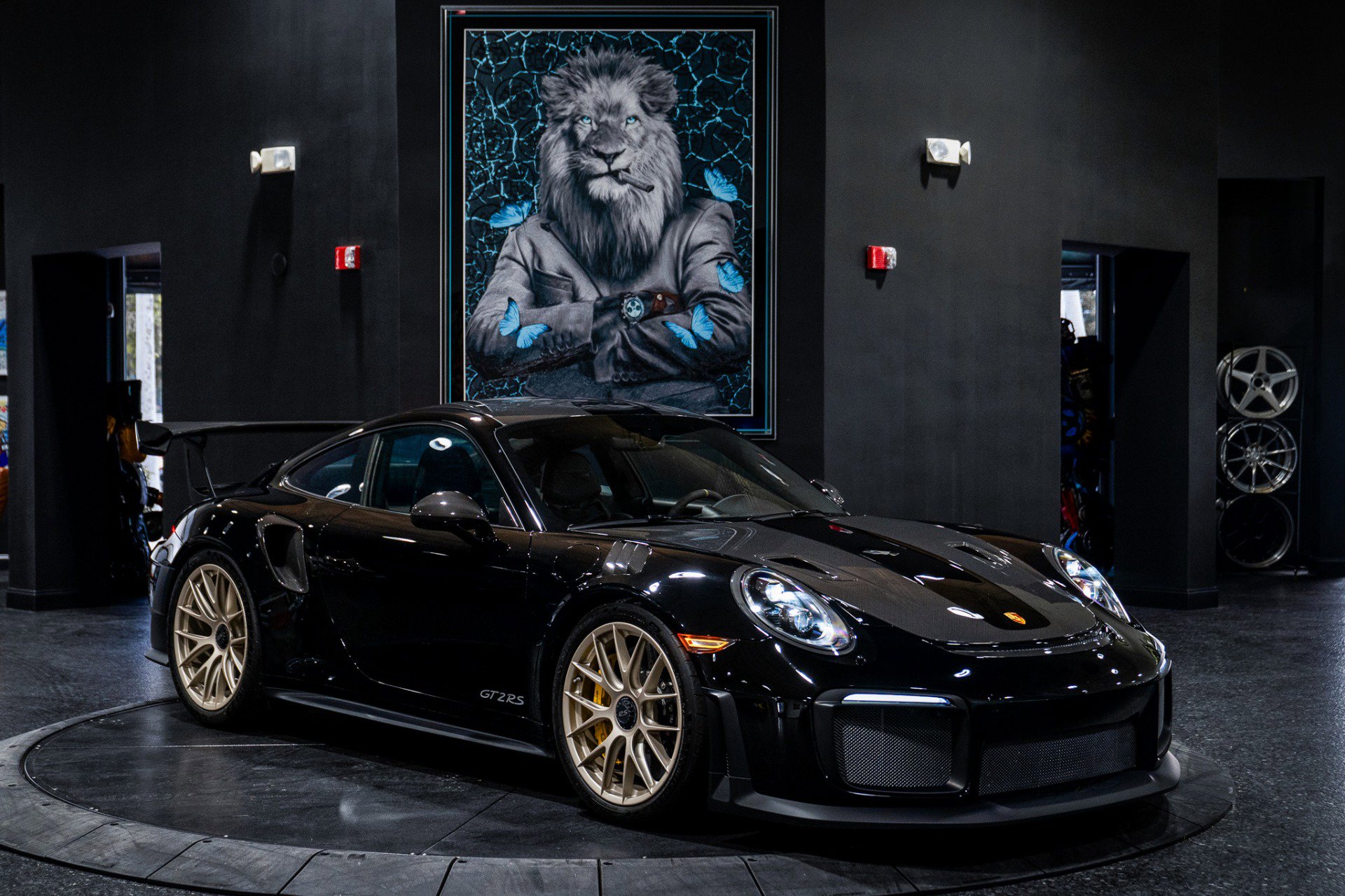 Used 2018 Porsche 911 GT2 RS image 7