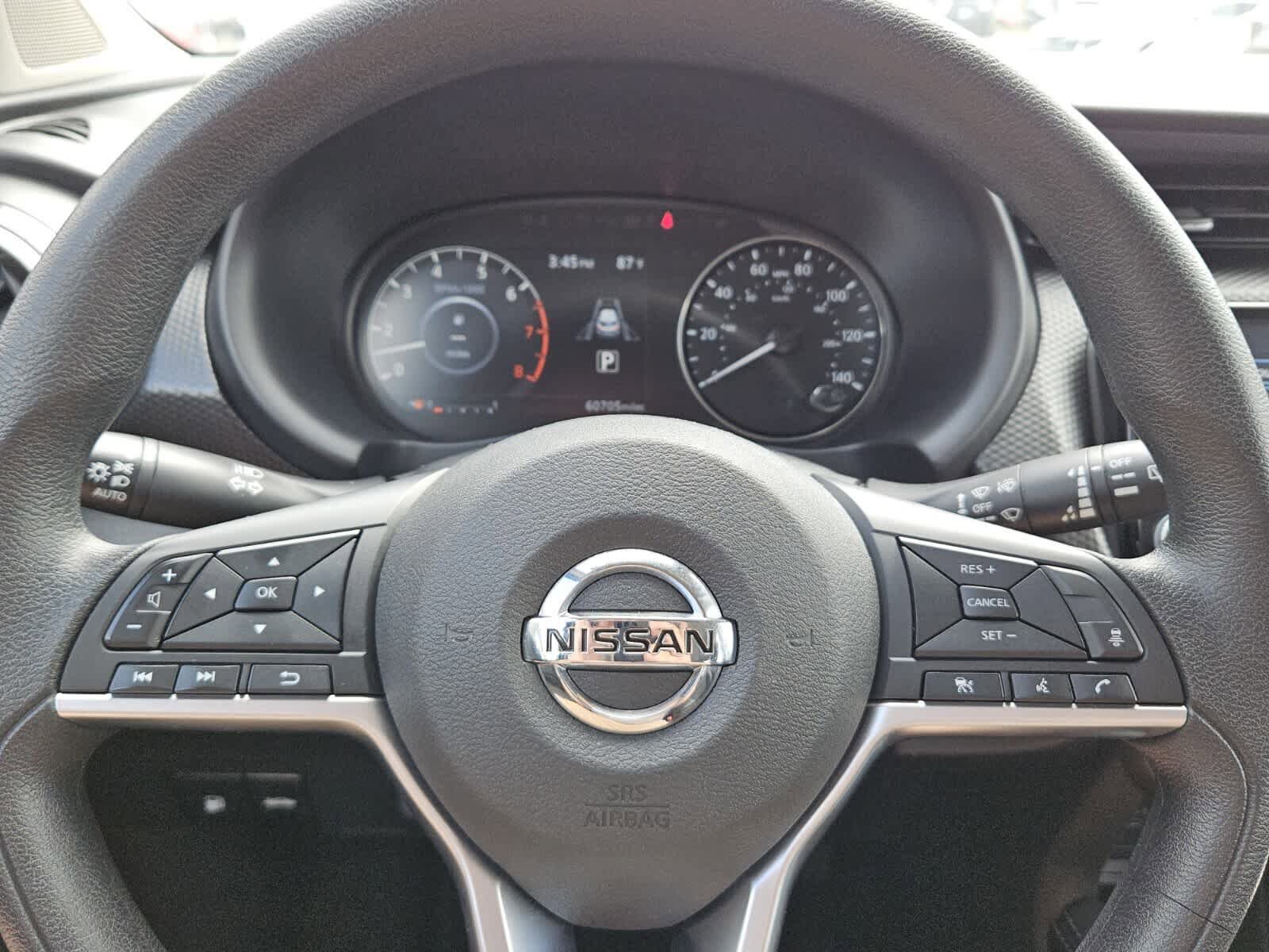 Used 2021 Nissan Kicks SV FWD image 11