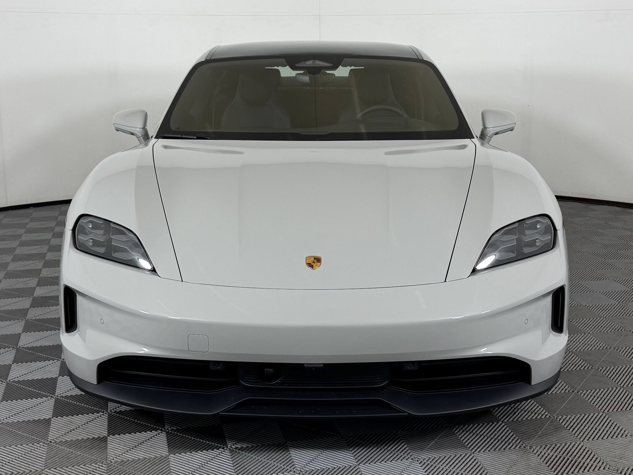Certified 2026 Porsche Taycan RWD image 34