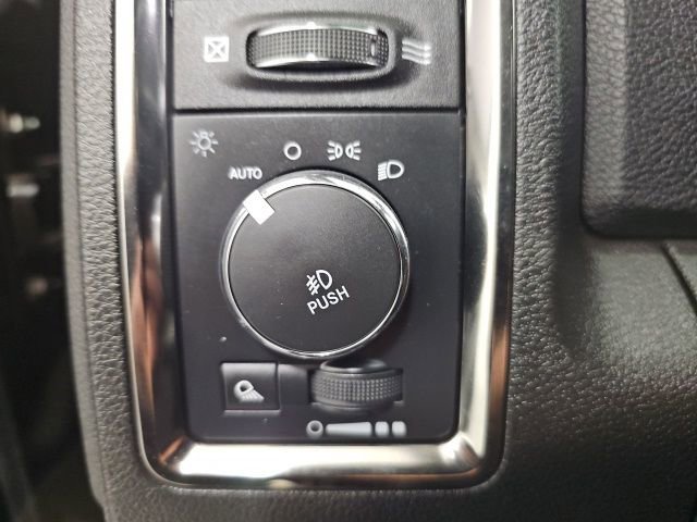 Used 2017 RAM 1500 Sport w/ Sport Premium Group image 19