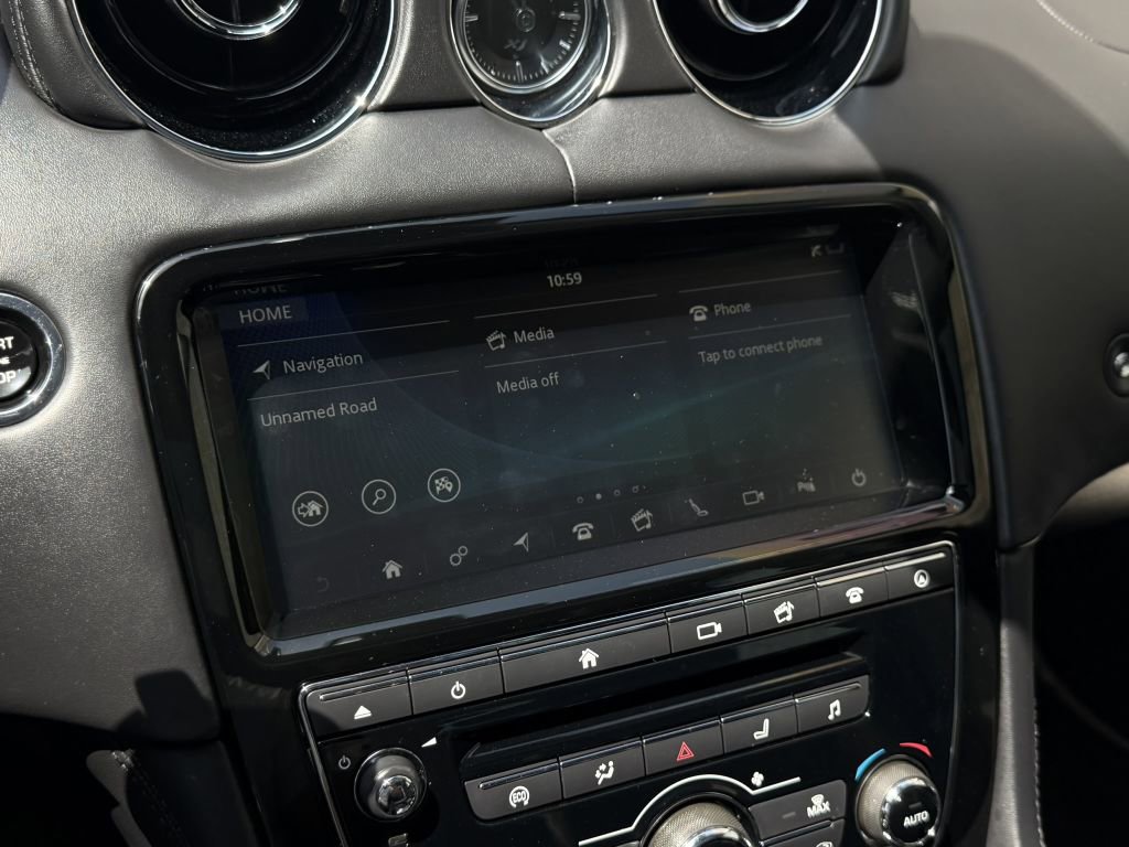 Used 2019 Jaguar XJ L Supercharged RWD image 22