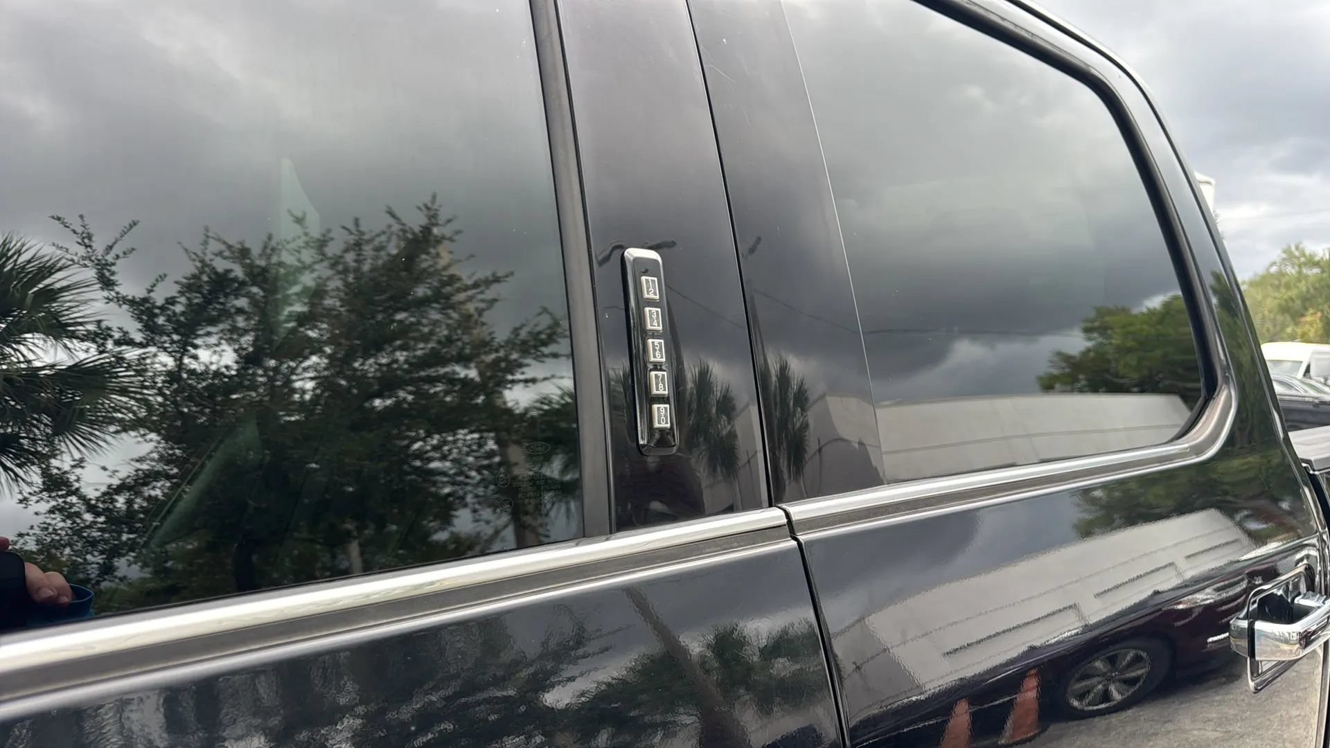 Used 2019 Ford F250 Platinum AWD/4WD image 44