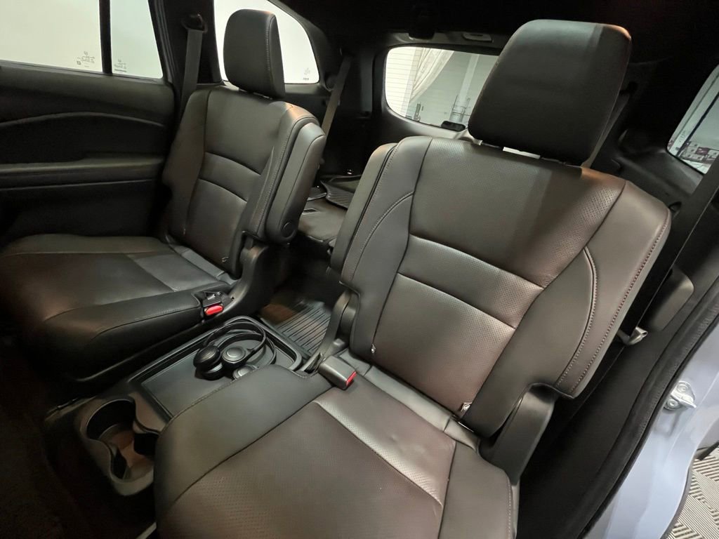 Used 2022 Honda Pilot Black Edition image 14