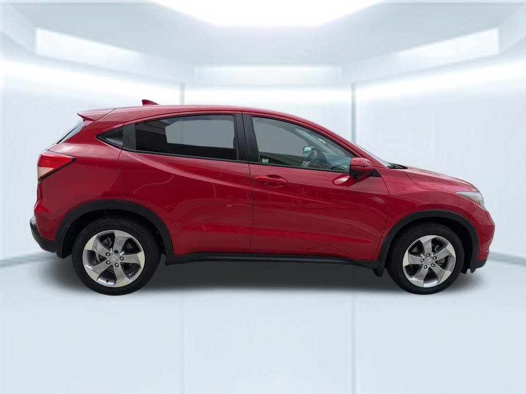 Used 2017 Honda HR-V EX image 7