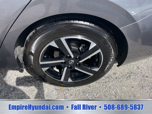 Used 2024 Nissan Sentra SV FWD image 13