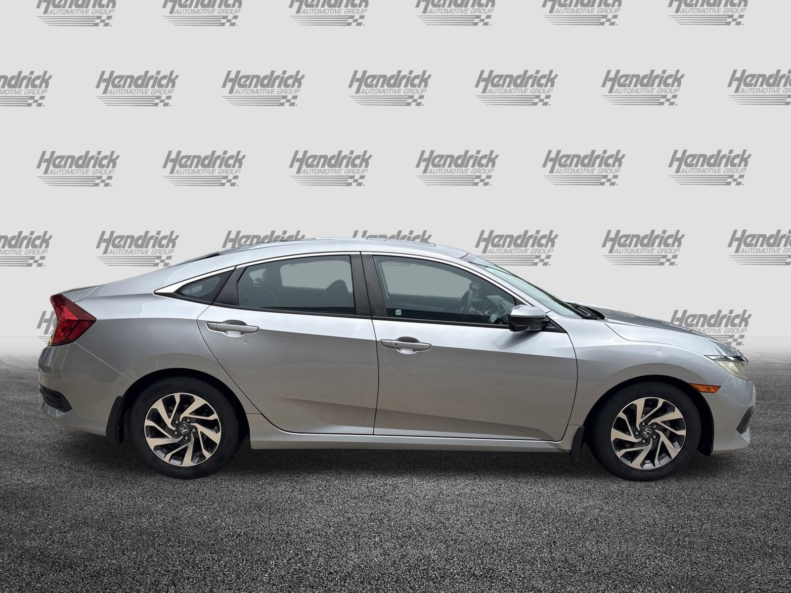 Used 2016 Honda Civic EX image 11