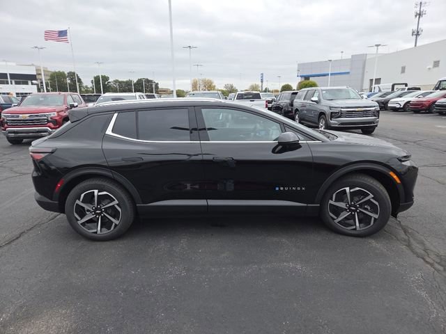 New 2026 Chevrolet Equinox EV LT image 16