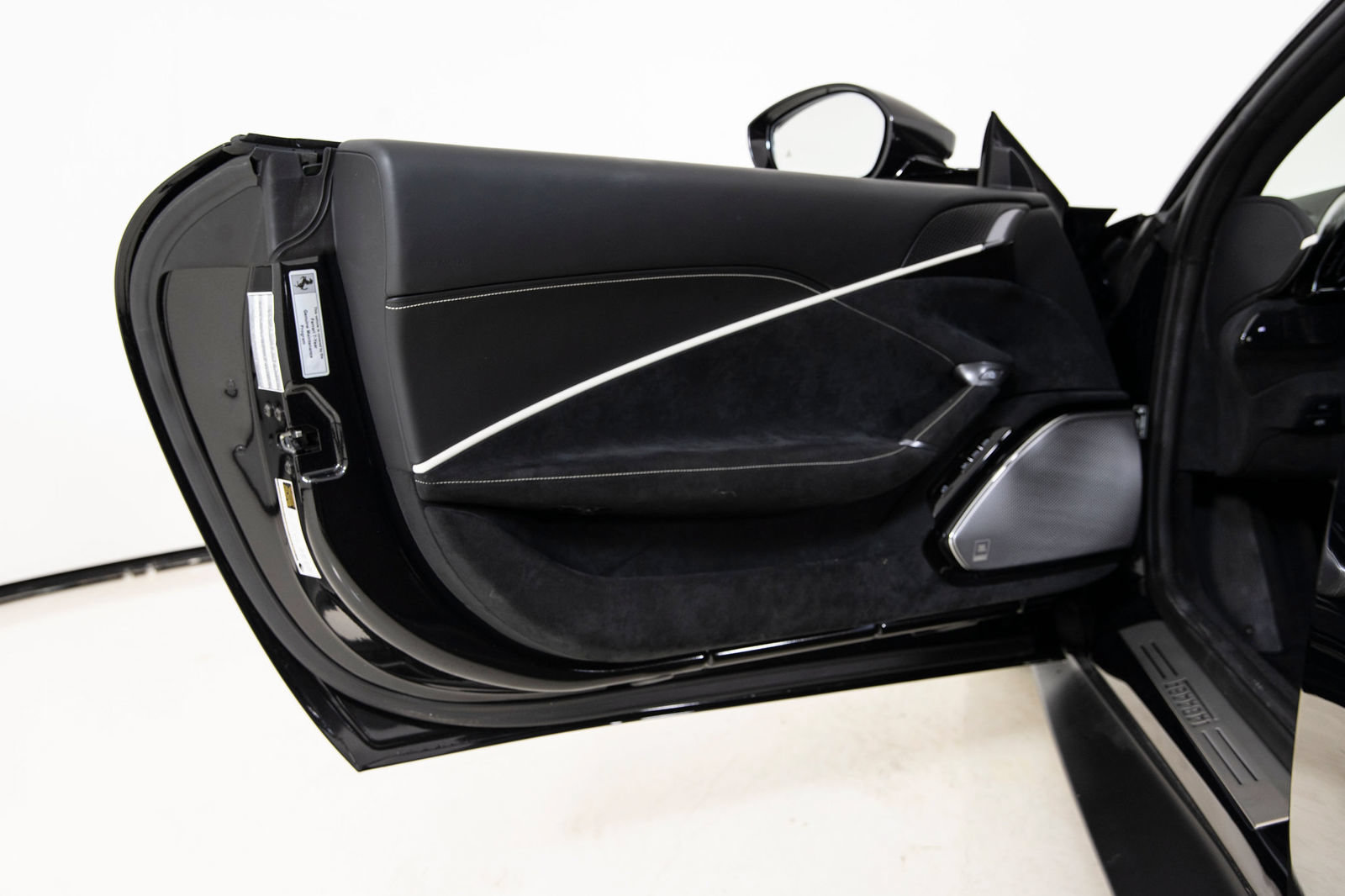 Certified 2022 Ferrari Roma RWD image 23