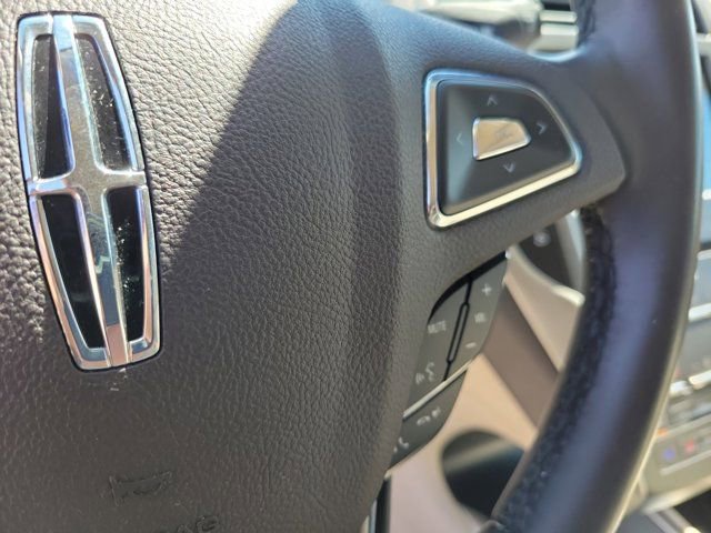 Certified 2019 Lincoln MKC Reserve image 25