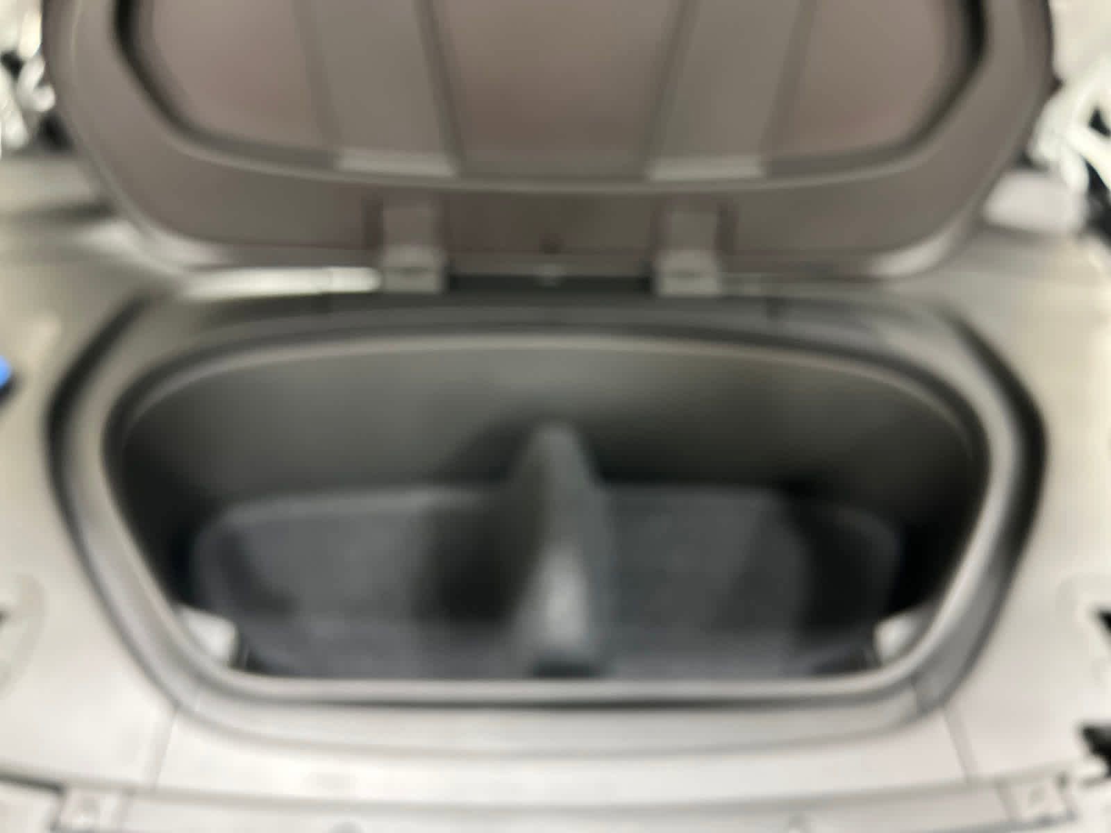 New 2024 Volvo XC40 Recharge Plus image 13