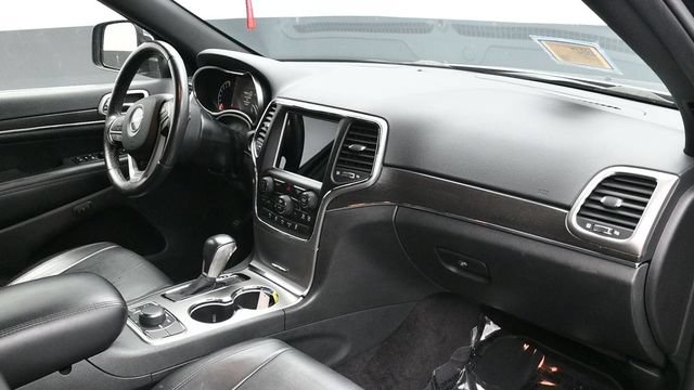 Used 2018 Jeep Grand Cherokee Limited AWD/4WD image 10