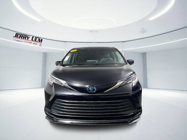 Used 2022 Toyota Sienna LE image 8