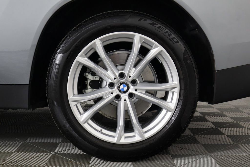 Used 2025 BMW X3 xDrive30i w/ Convenience Package image 16