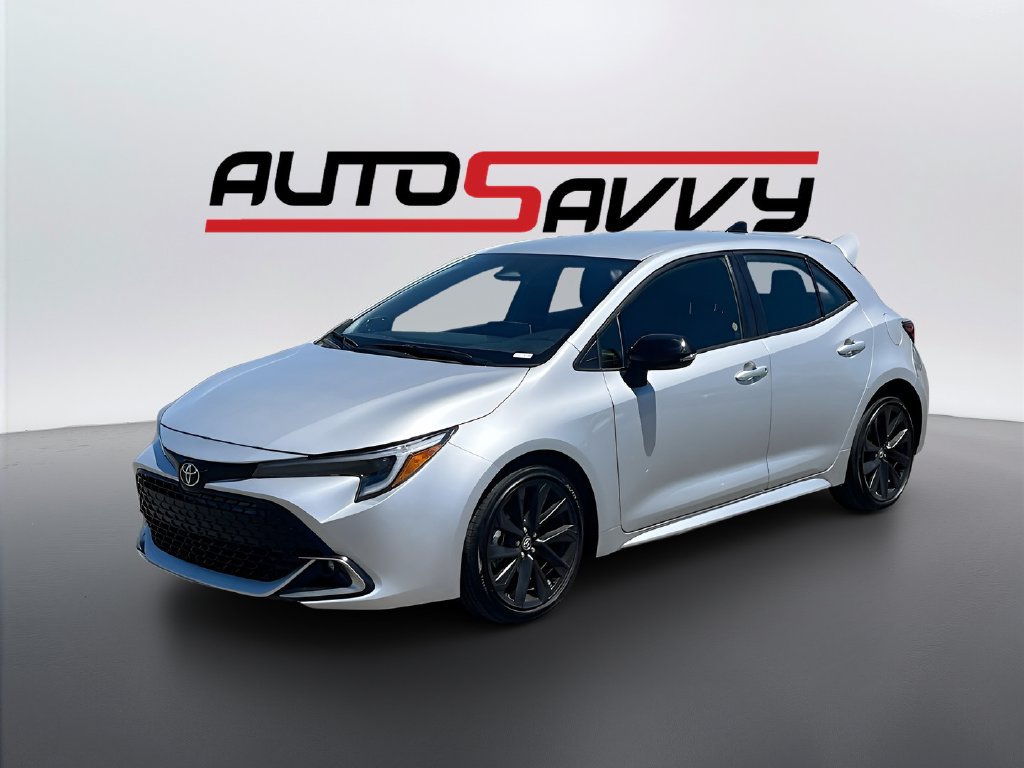 Used 2026 Toyota Corolla XSE FWD image 3