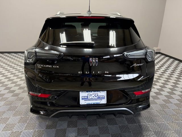 Used 2024 Buick Encore GX Avenir w/ Avenir Convenience Package image 10