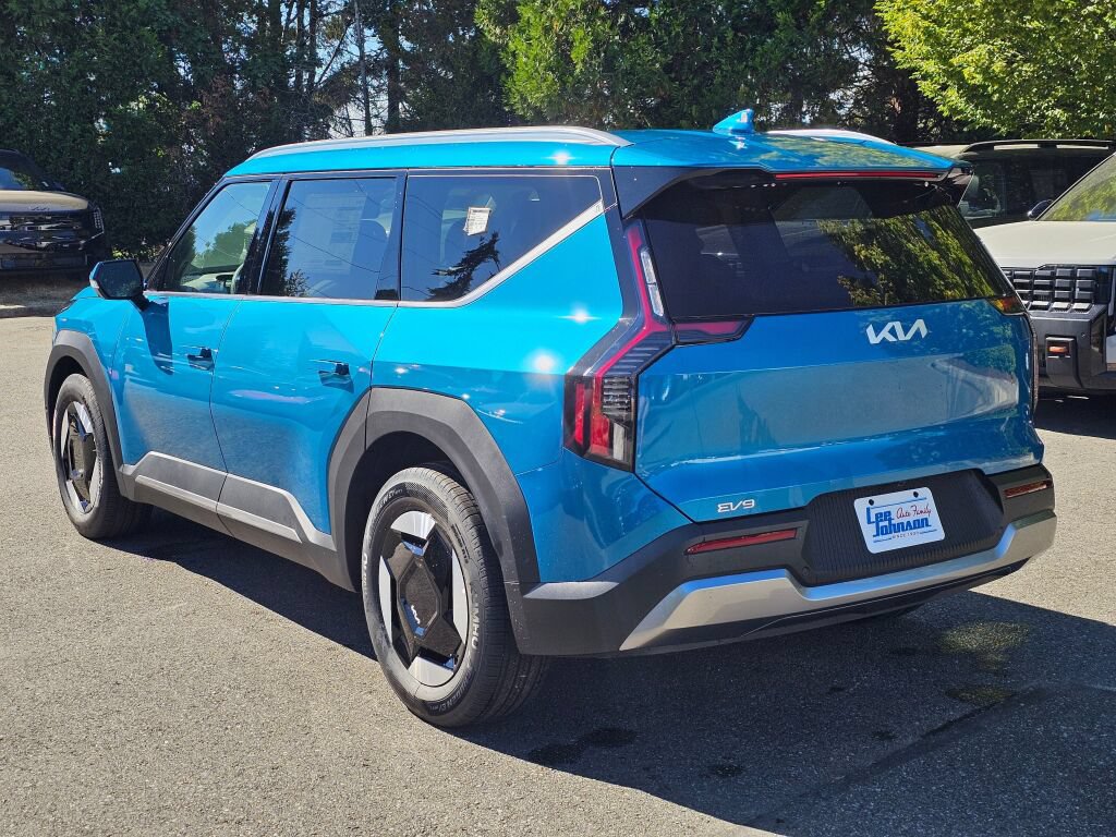 New 2026 Kia EV9 Wind AWD/4WD image 7
