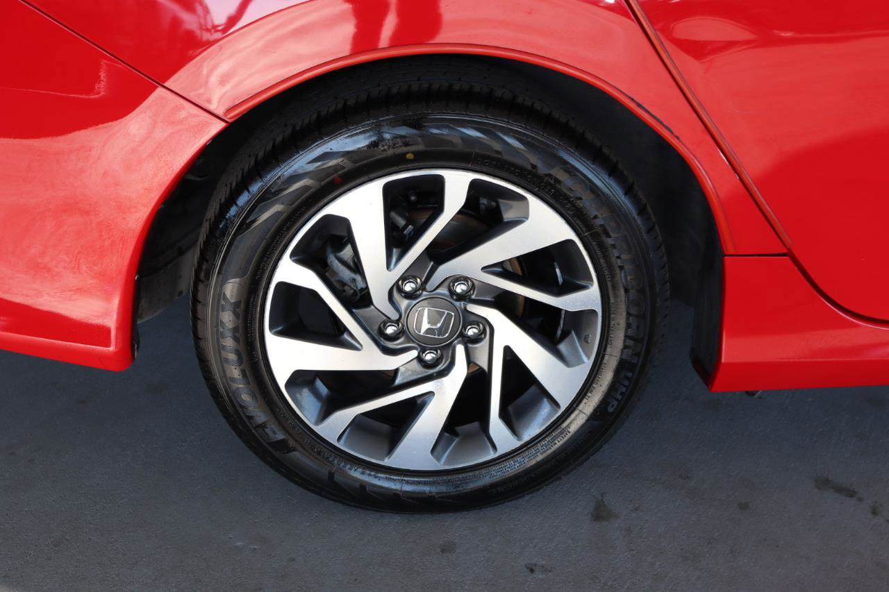 Used 2018 Honda Civic EX image 5