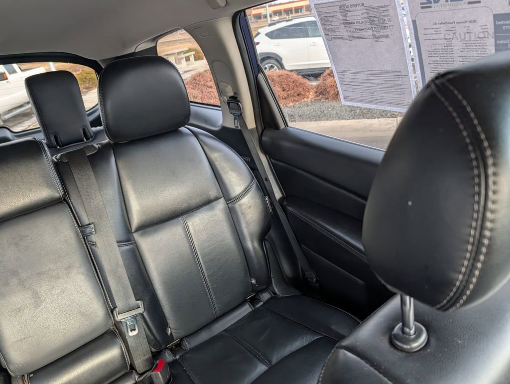 Used 2020 Nissan Pathfinder SL AWD/4WD image 14