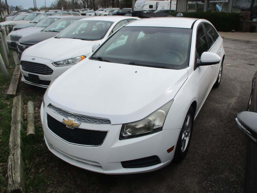 Used 2012 Chevrolet Cruze LT FWD image 4