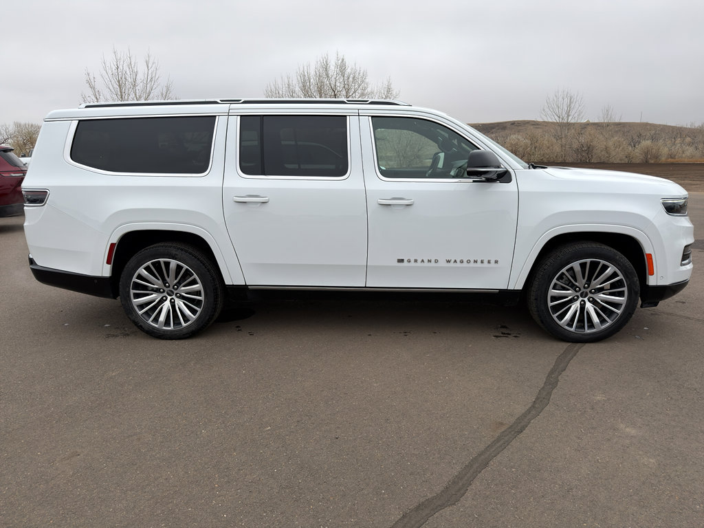 Used 2024 Jeep Grand Wagoneer L Series III w/ Rear Seat Video Group 1 image 5