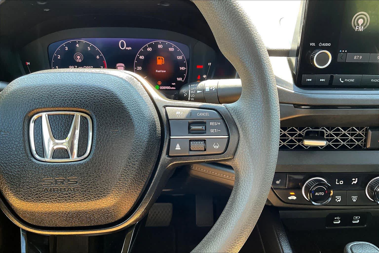 Used 2025 Honda Accord SE image 25