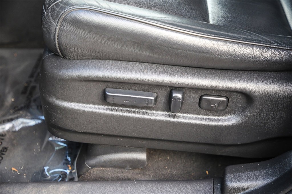 Used 2017 Honda Pilot Touring image 26