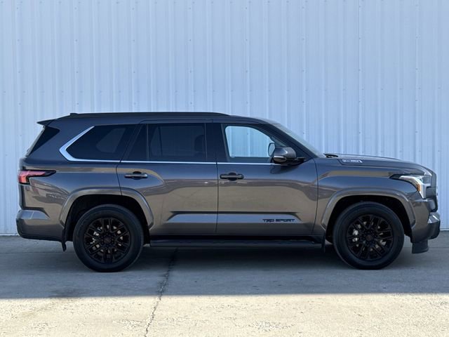 Used 2023 Toyota Sequoia SR5 w/ SR5 Premium Package image 3