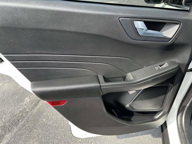 Used 2023 Ford Escape Platinum image 11