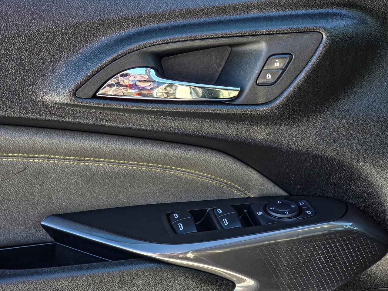 Certified 2024 Chevrolet Trax ACTIV w/ Driver Confidence Package image 11