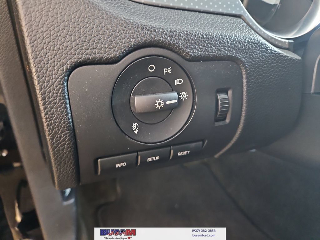 Used 2012 Ford Mustang Shelby GT500 w/ Electronics Pkg RWD image 15