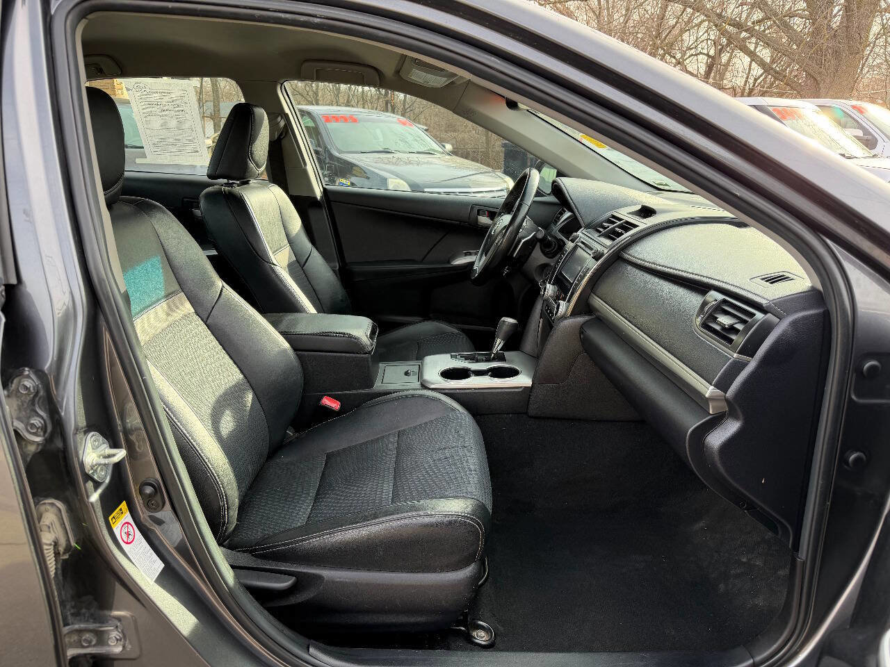 Used 2012 Toyota Camry SE image 10