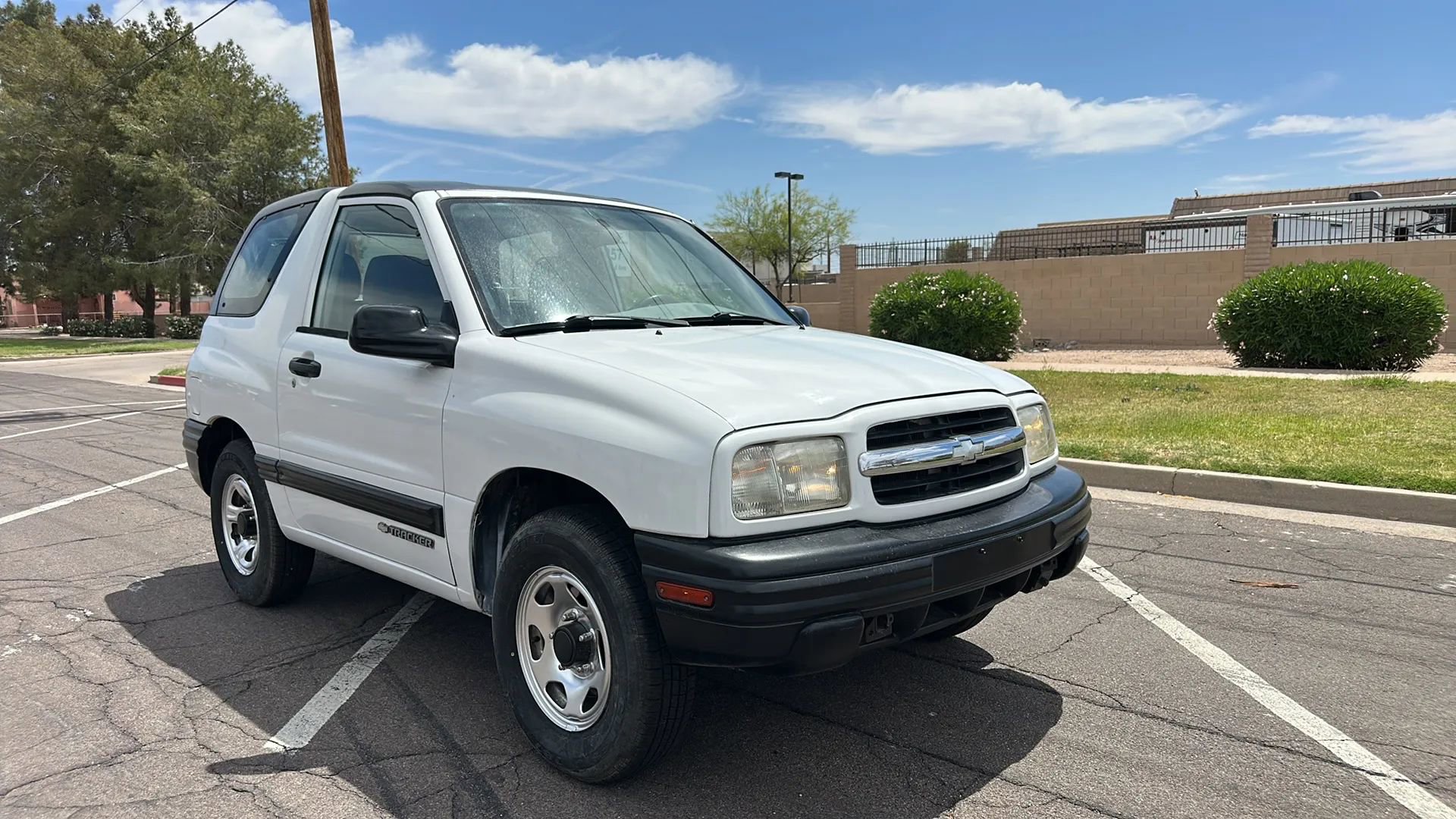 Used 1999 Chevrolet Tracker 2WD Convertible image 23