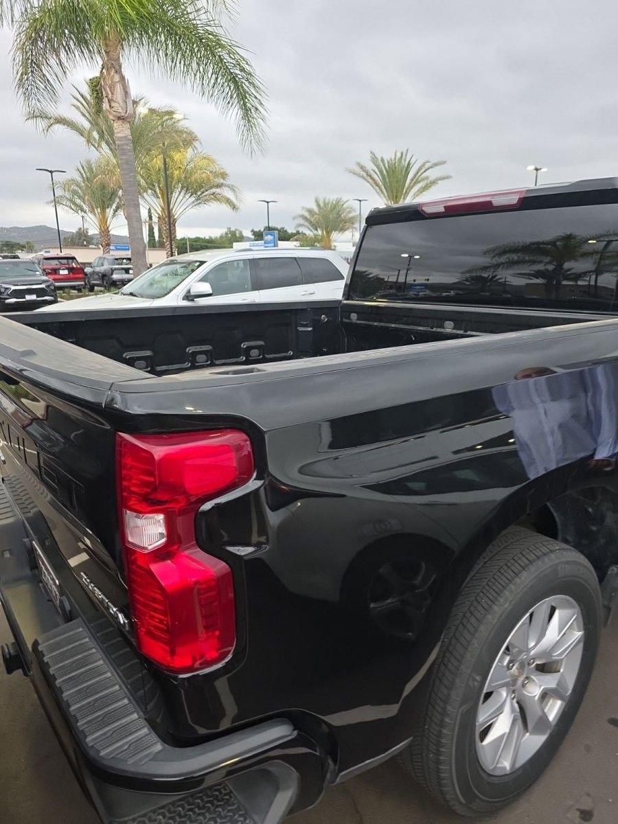 Used 2022 Chevrolet Silverado 1500 Custom image 5