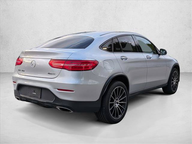Used 2017 Mercedes-Benz GLC 300 4MATIC Coupe image 5