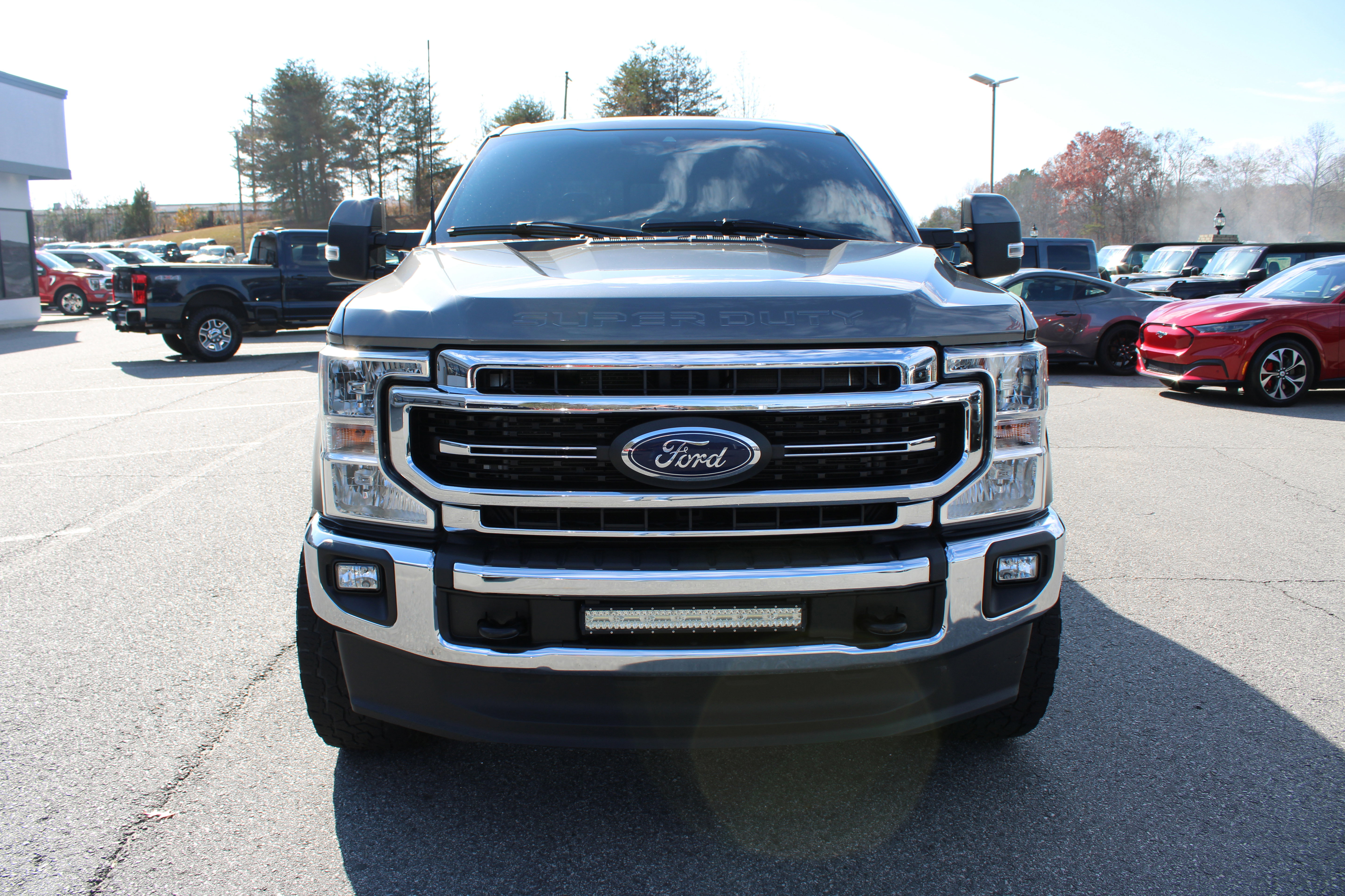 Used 2022 Ford F250 Lariat image 3