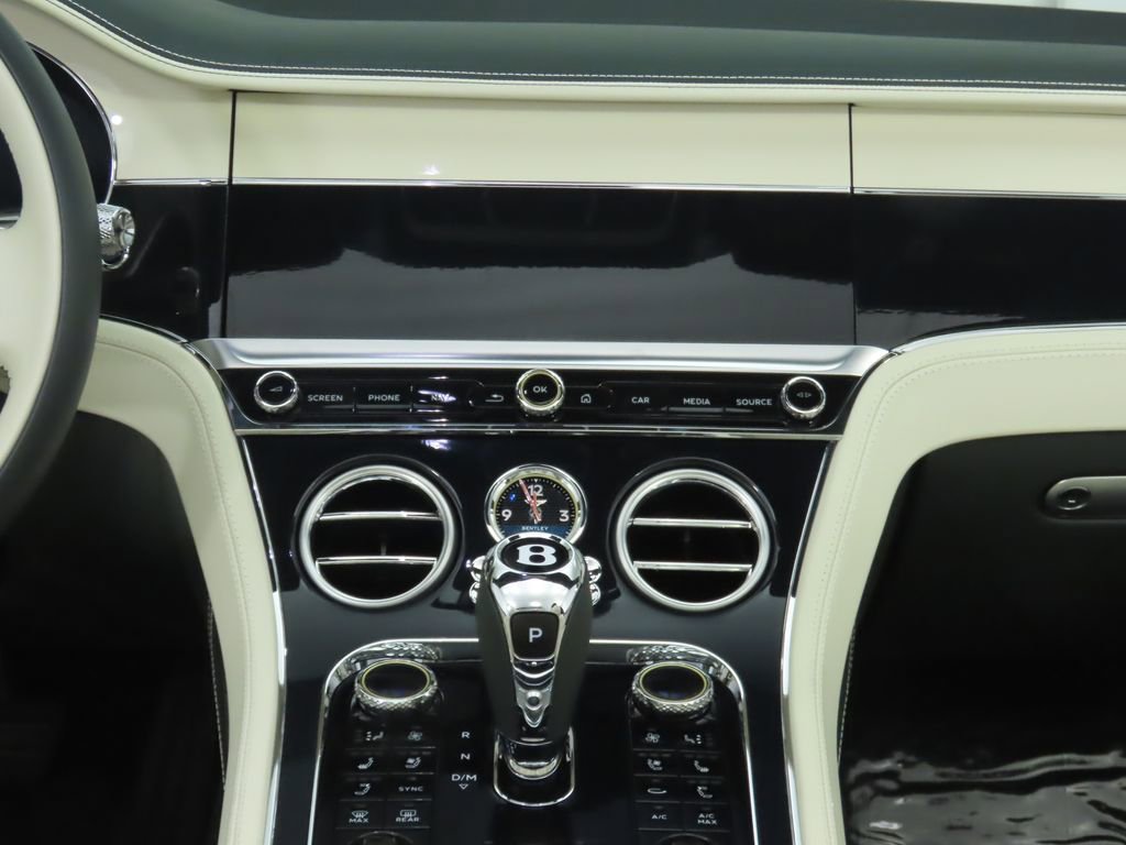 Used 2024 Bentley Continental GT image 22